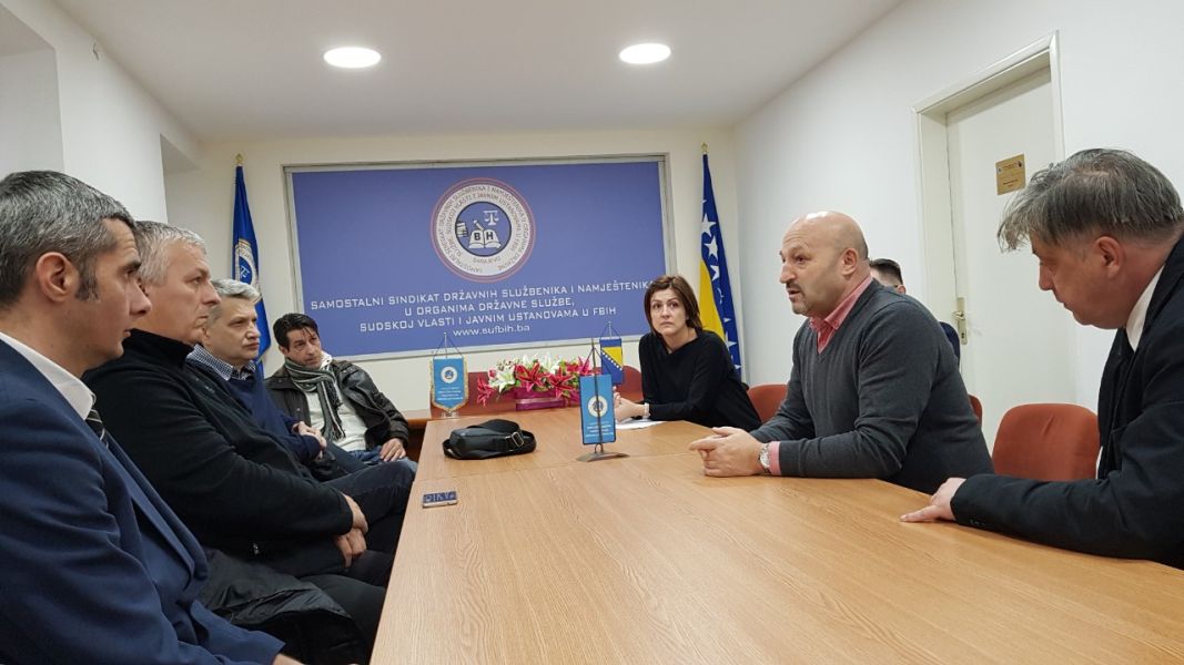 ODRŽAN RADNI SASTANAK SA SINDIKALNOM ORGANIZACIJOM SLUŽBE ZA ZAJEDNIČKE POSLOVE ORGANA I TIJELA  FBIH