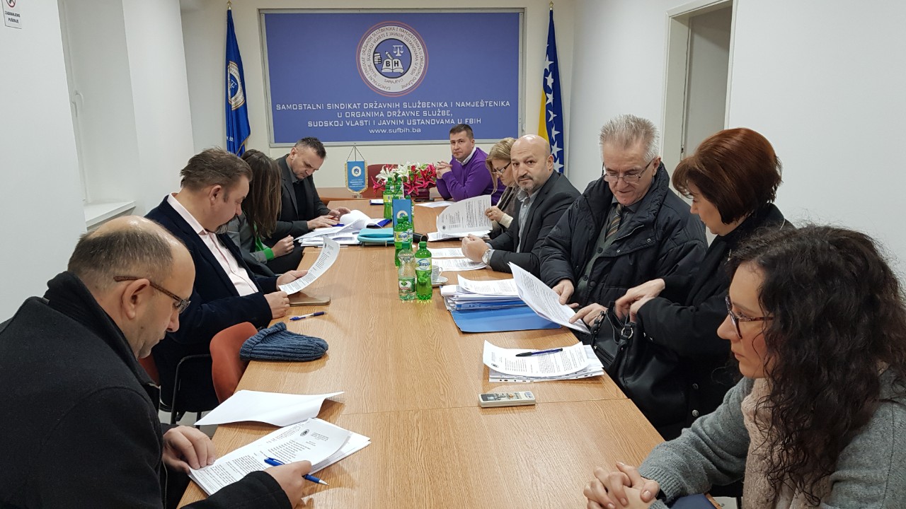 Održan Sastanak Štrajkačkog Odbora Porezne Uprave Federacije BiH Sa Menadžementom I Predstavnikom Vlade