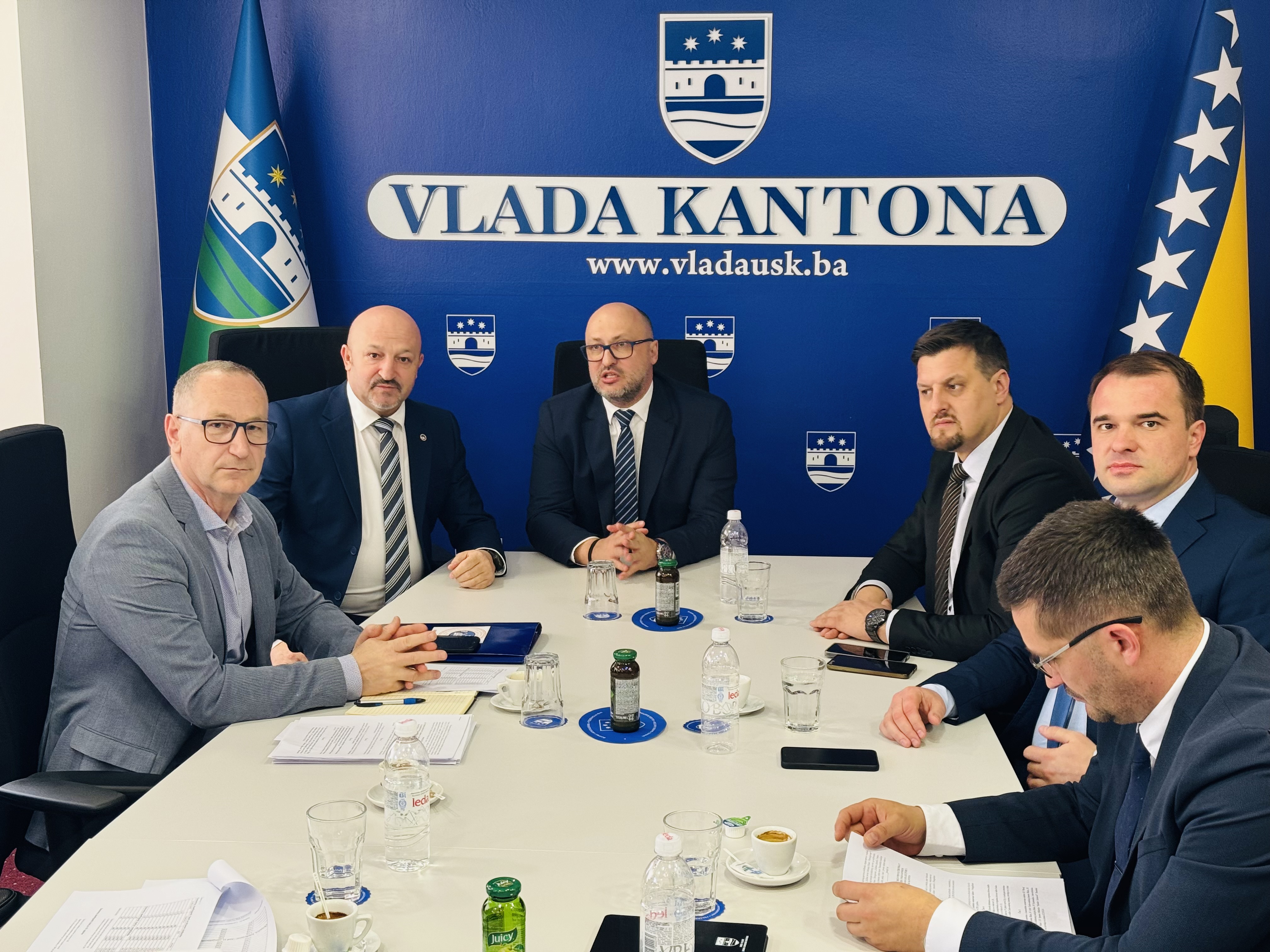 Sastanak U Vladi USK