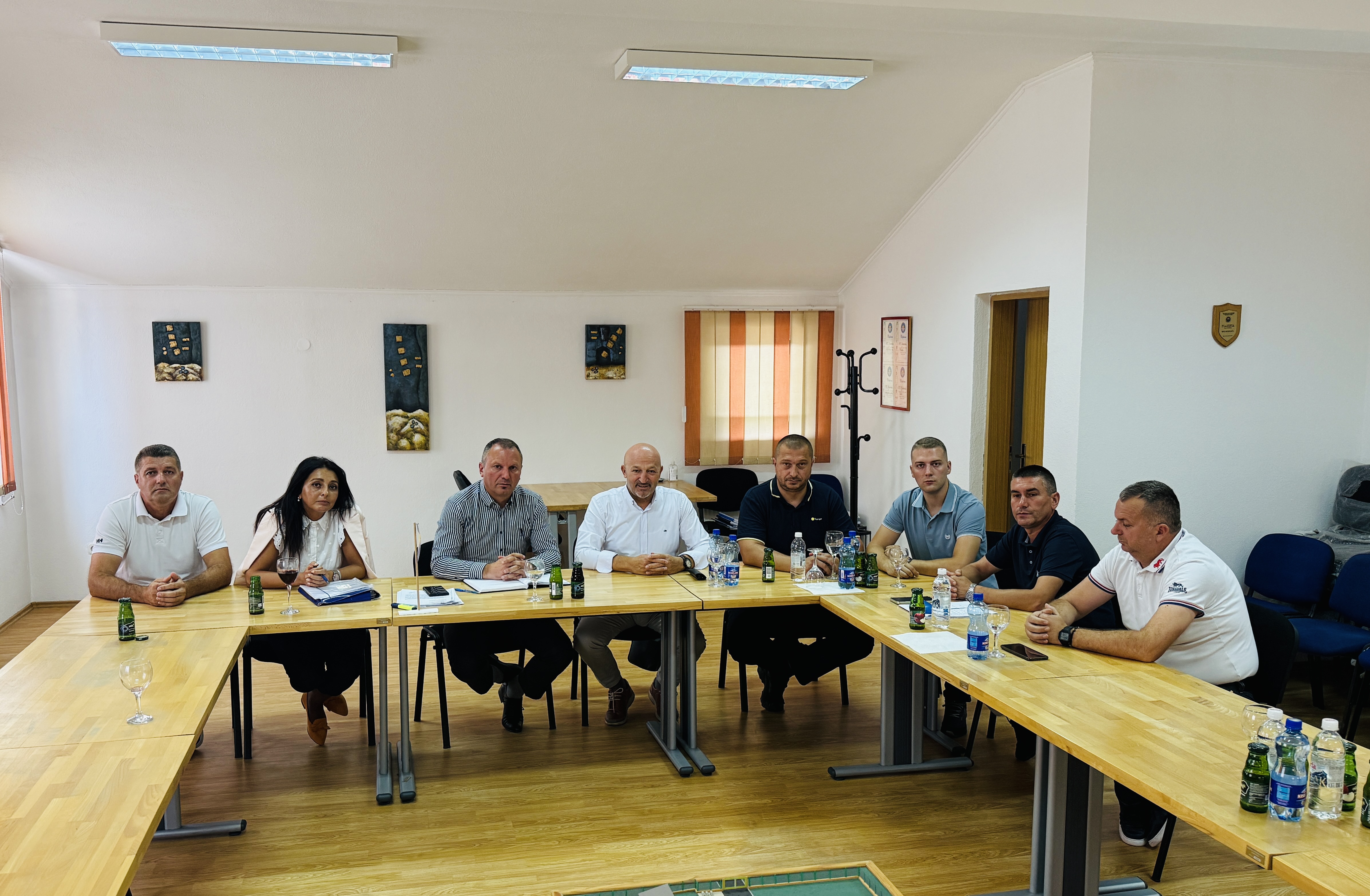 Sastanak U KPZ PT Busovača O Rješavanju Beneficiranog Radnog Staža Zatvorskih Policajaca